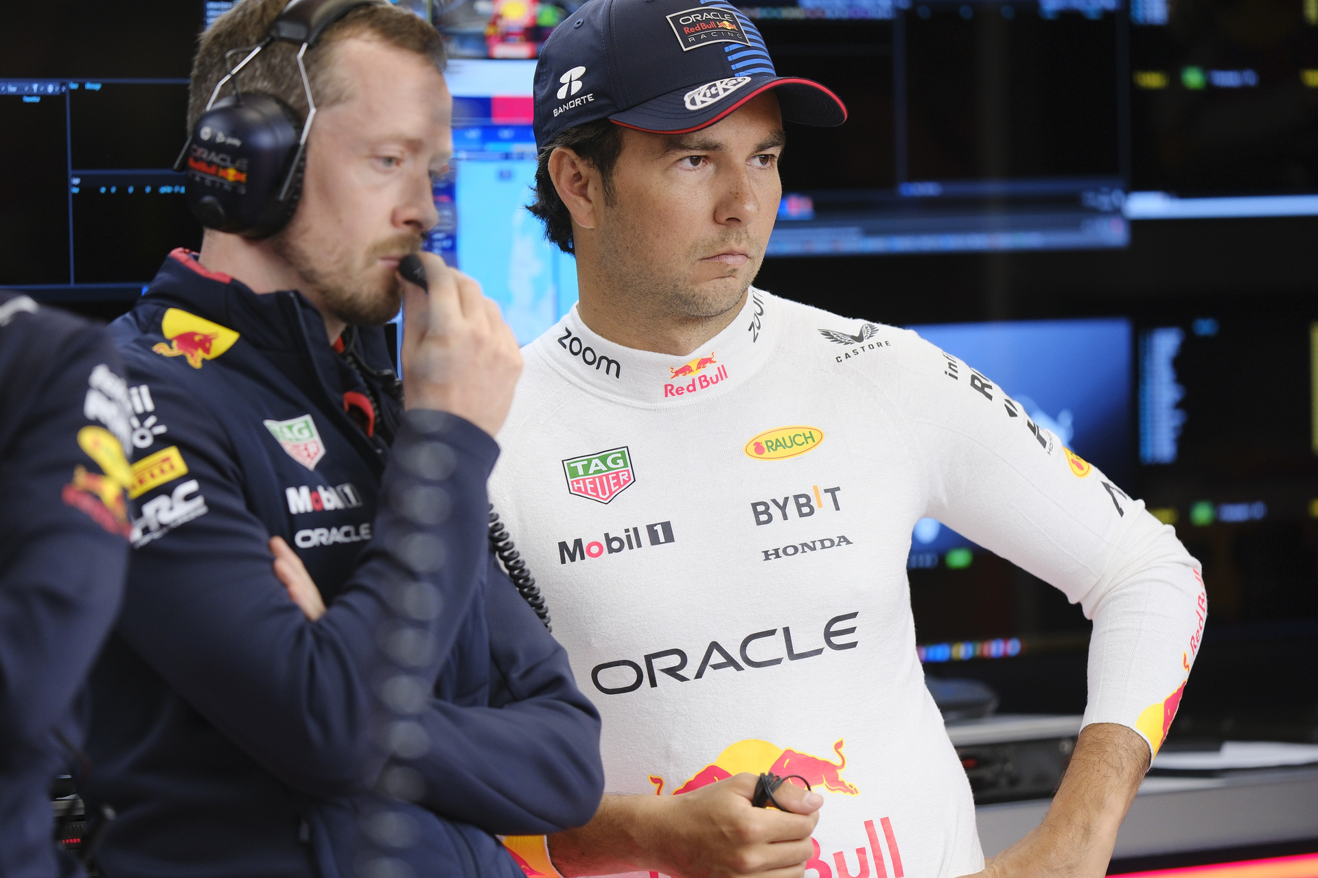 Checo Pérez recibió elogios de Helmut Marko y Christian Horner