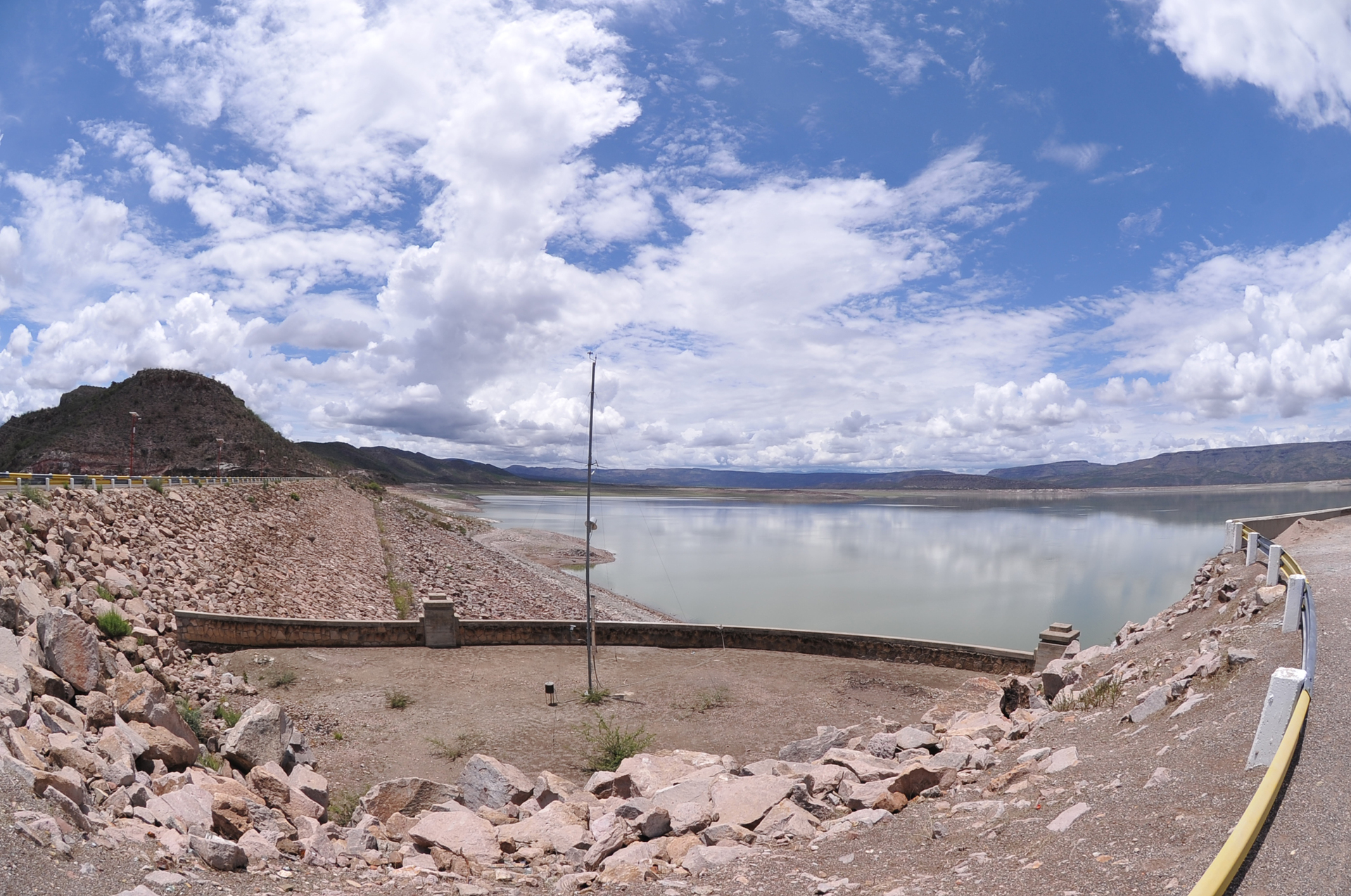 La presa Lázaro Cárdenas, conocida como El Palmito, tiene un volumen de 621 Mm3, lo que equivale a un 22.43%de su nivel ordinario. (ARCHIVO)