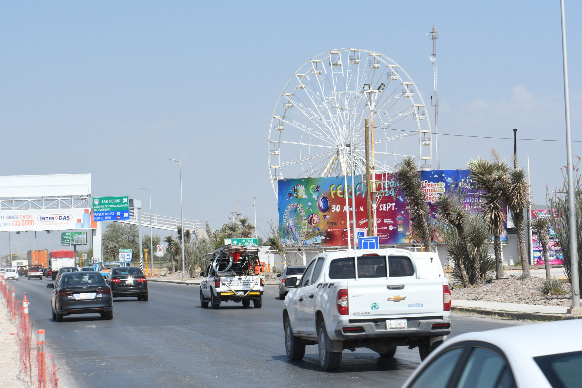 El director de Vialidad, Luis Morales Cortés, dijo que el operativo vial en temporada de feria estará
a cargo de 25 elementos con un mando. (EL SIGLO DE TORREÓN)