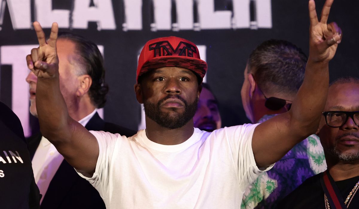 Floyd Mayweather enfrenta demanda por agredir a bailarina en Las Vegas