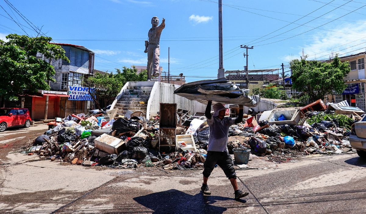 Tras huracán John, surgen problemas de salud en Acapulco