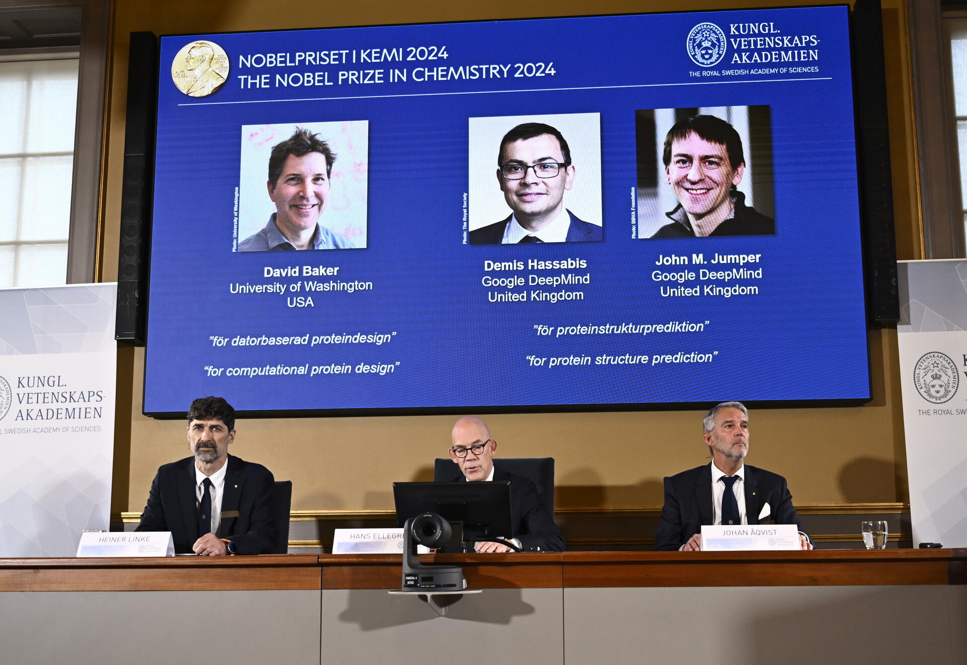 El Nobel de Química ha premiado este miércoles a los estadounidenses David Baker y John M. Jumper y al británico Demis Hassabis. (AGENCIA)