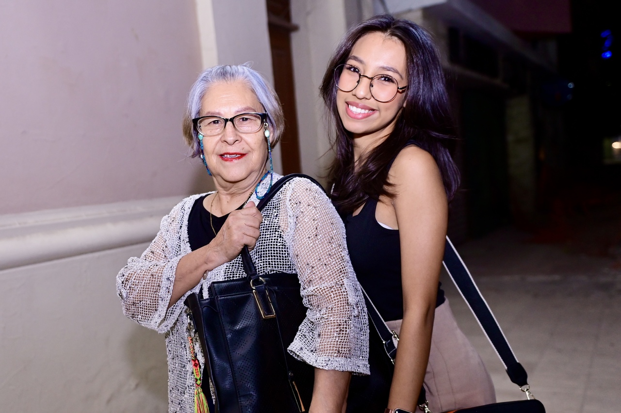 Ana Karen Luna y Beatriz Alvarado.