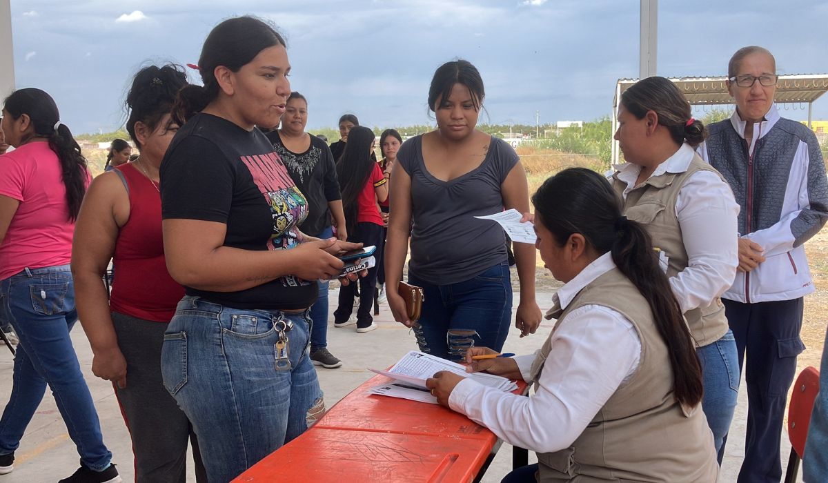 Si es necesario instalarán módulos en escuelas de Madero y San Pedro para registros de beca Rita Cetina