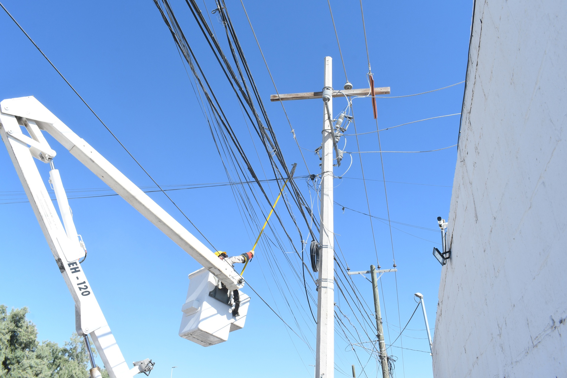 Simas Rural sin luz por deuda