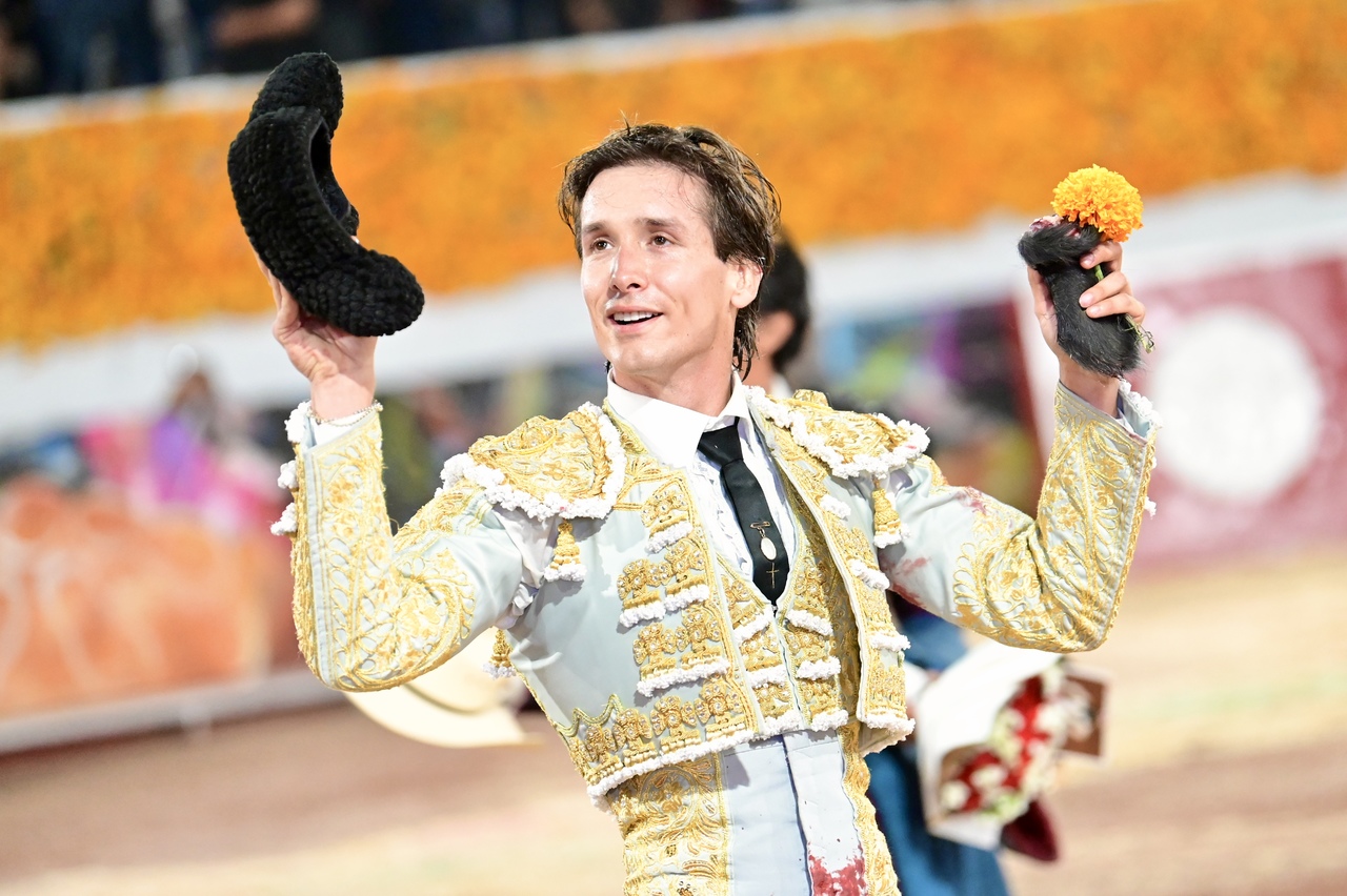 Arturo logró cortar tres orejas en la Plaza de Toros Alberto Balderas de Lerdo.