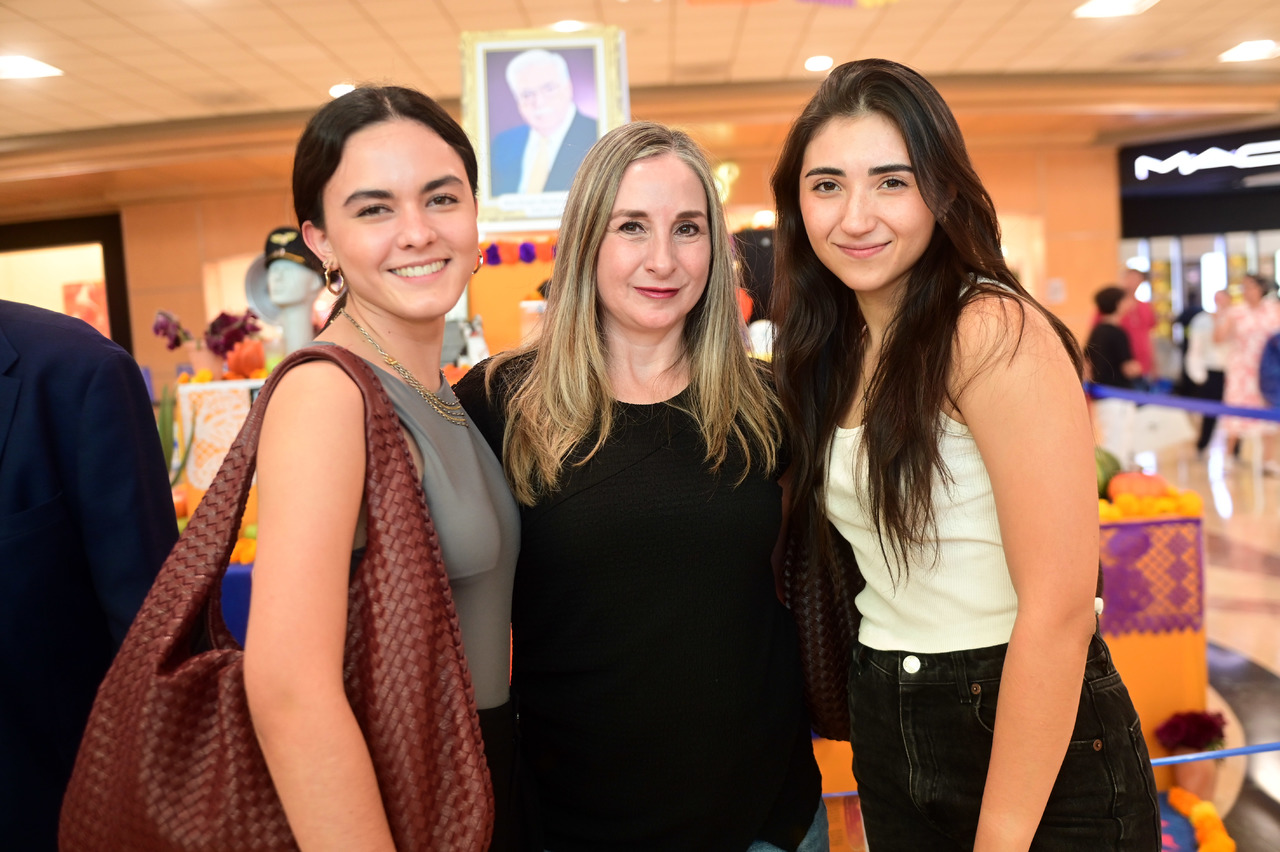 Jimena Jardón, Alina Martínez y Daniela Alvarado (EL SIGLO DE TORREÓN)