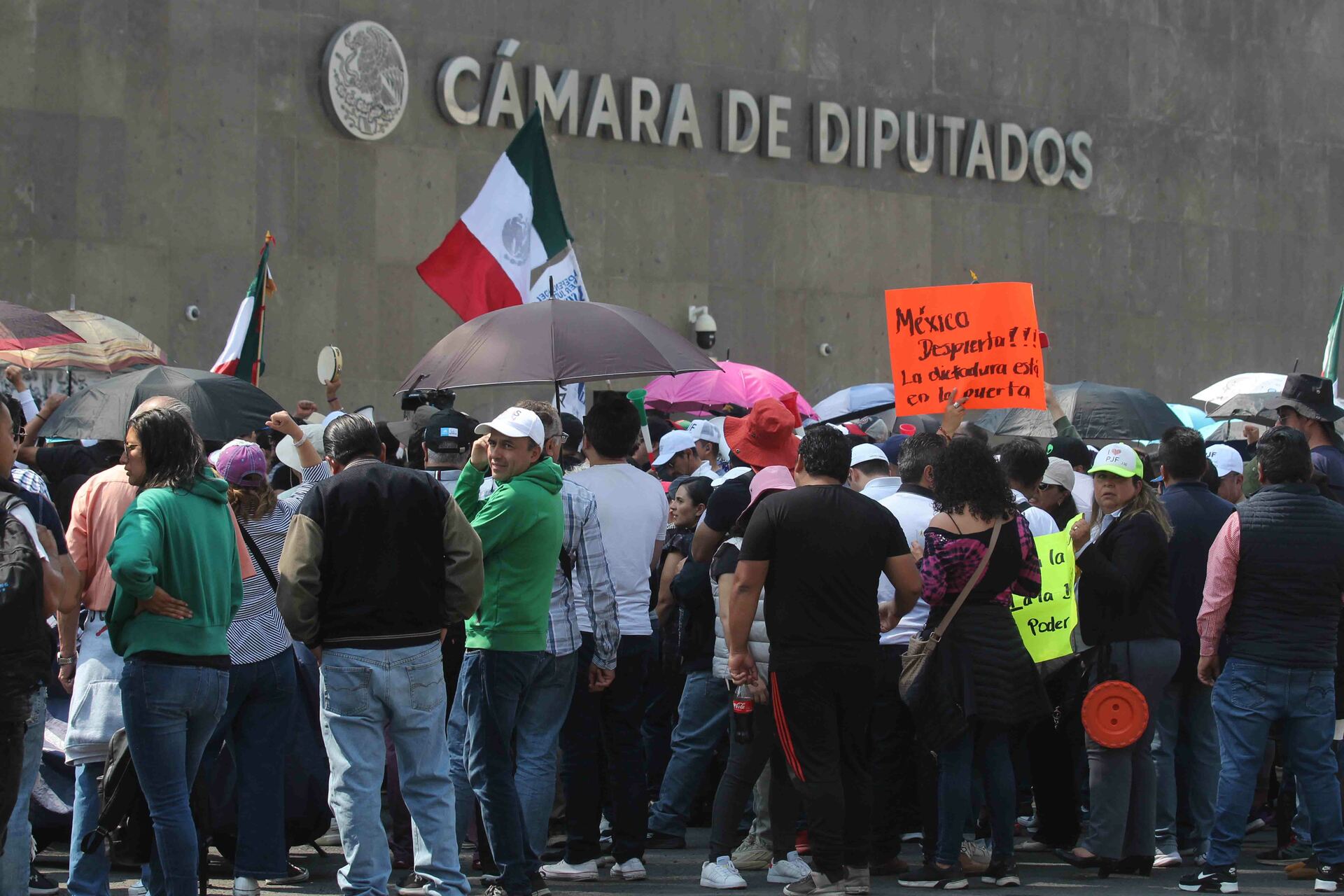 Judicial Branch workers lift San Lázaro-based work stoppage