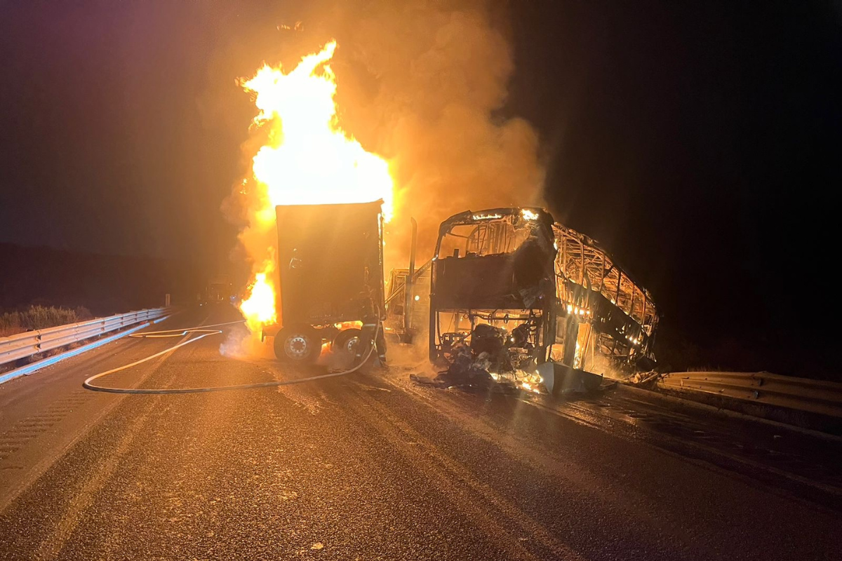 Accidente fatal en Libramiento Norponiente de Ramos Arizpe deja dos muertos calcinados