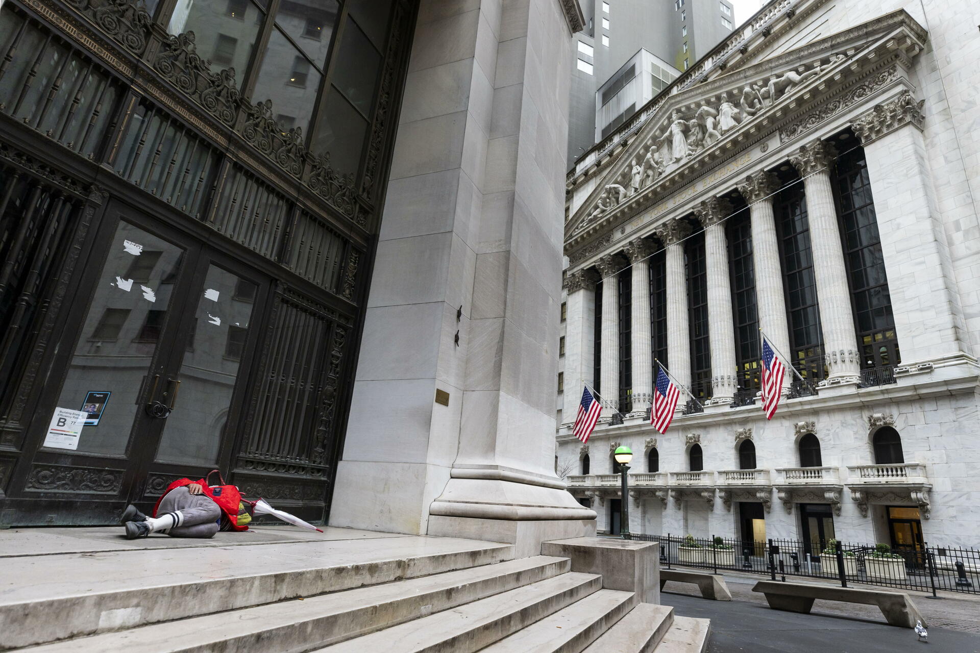 Wall Street arroja ganancias semanales gracias a los datos económicos y el 'efecto Trump'