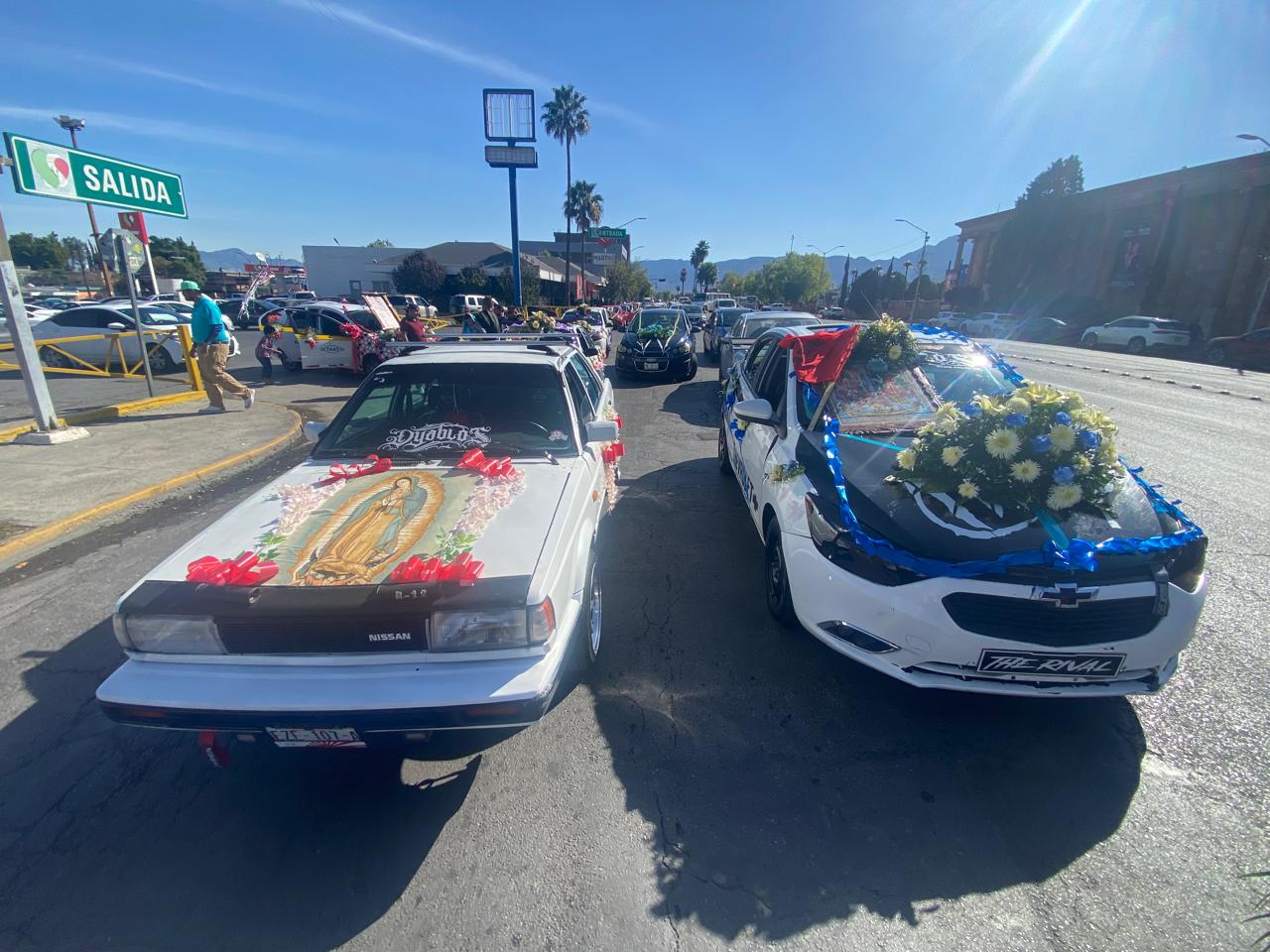 Piden taxistas a la Virgen protección en su trabajo con peregrinación