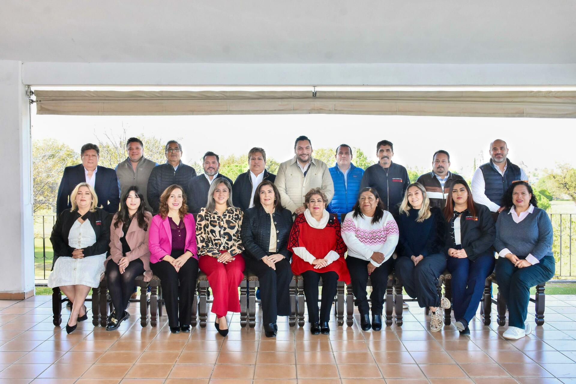 Carlos Villarreal, alcalde electo de Monclova, se reúne con su Cabildo