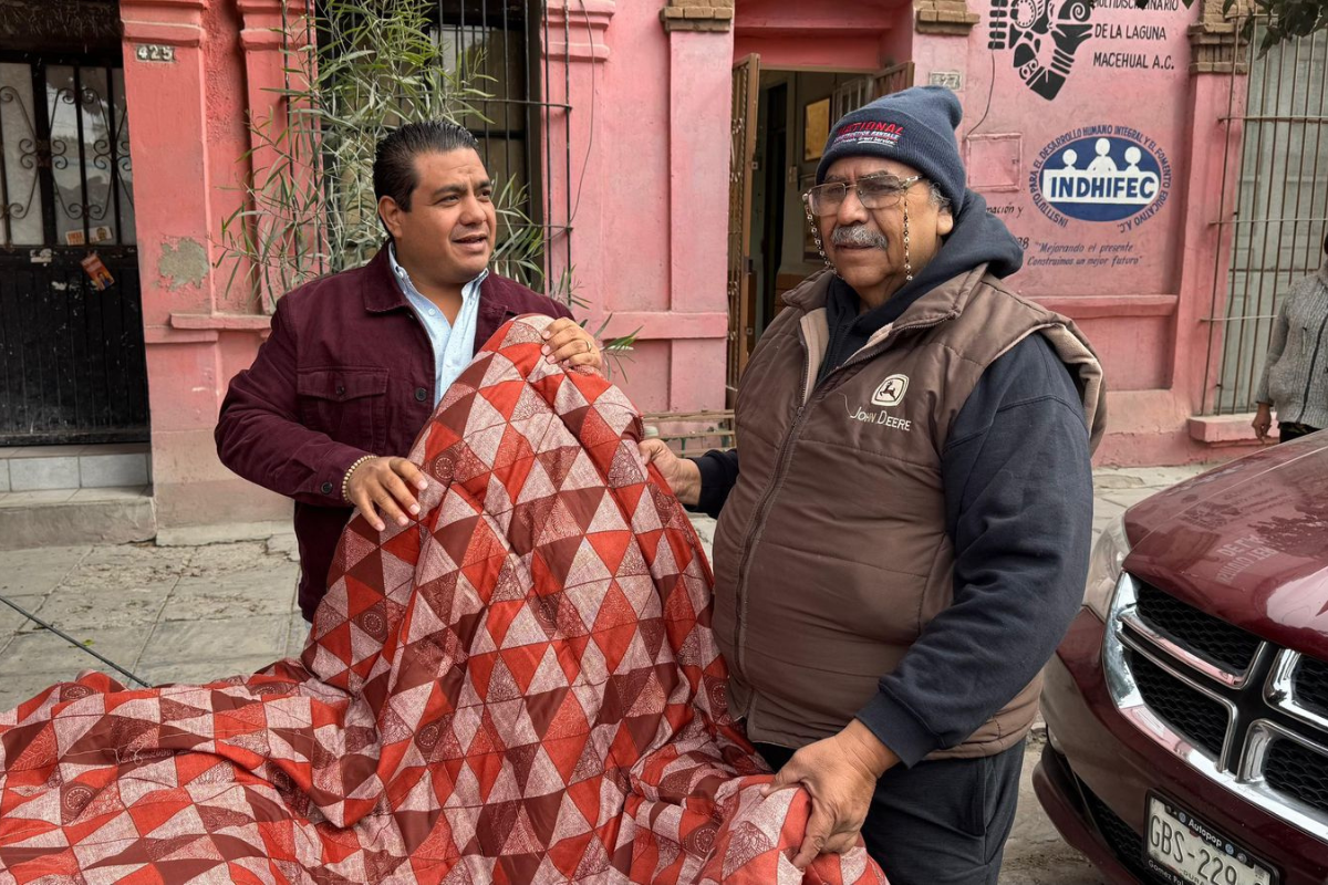 Entregan colchonetas a asociaciones civiles en apoyo ante bajas temperaturas