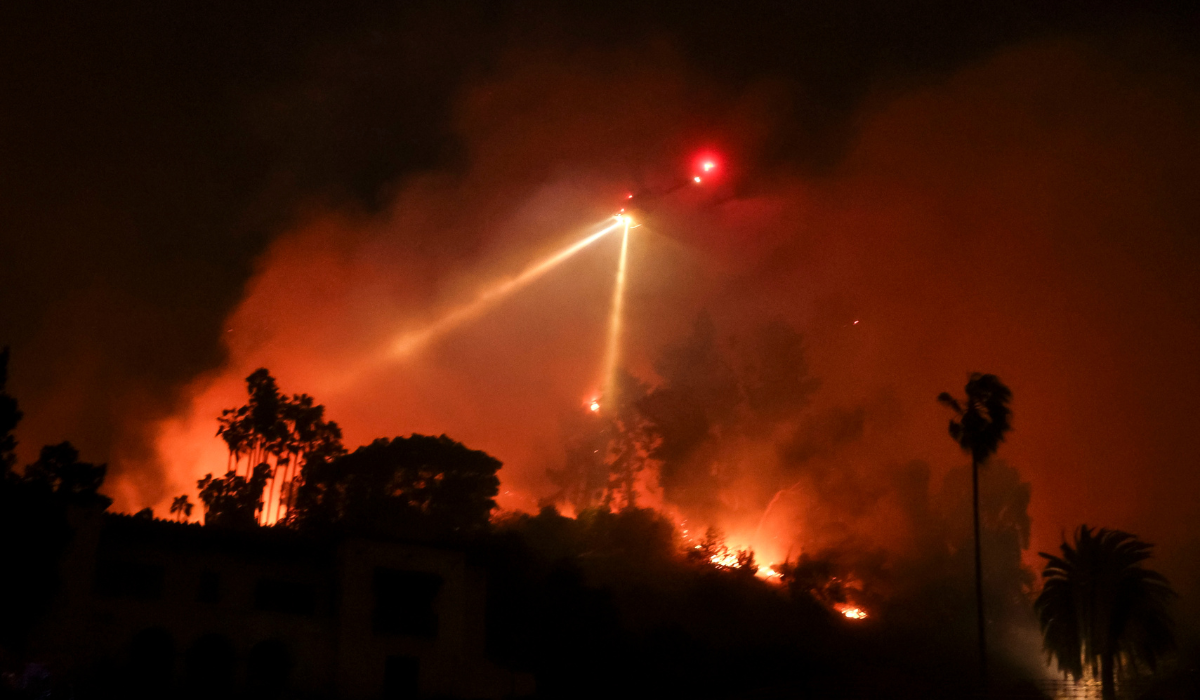 Incendios en Los Ángeles podrían dejar pérdidas de más de 50.000 millones de dólares