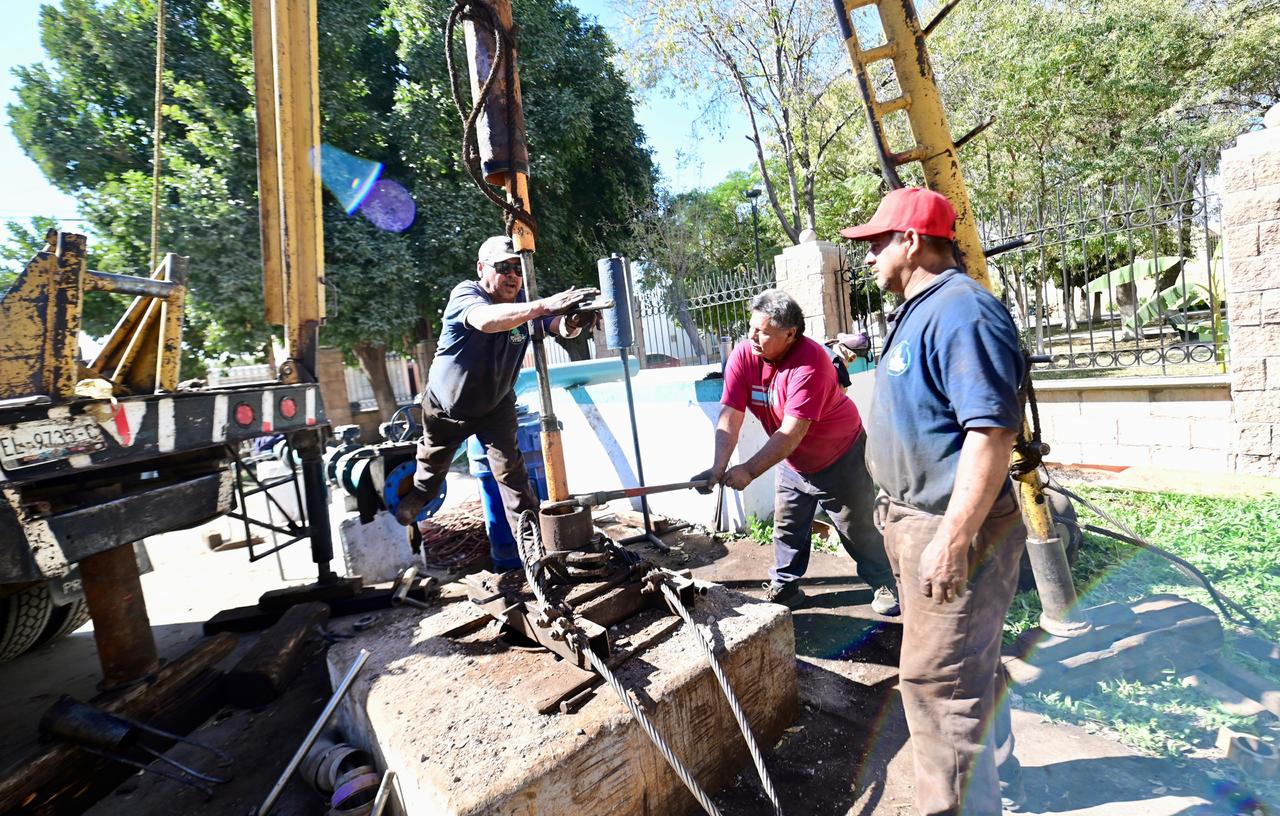 Esta semana vecinos de diversos sectores de Torreón, como El Roble I denunciaron problemas en el suministro de agua potable.