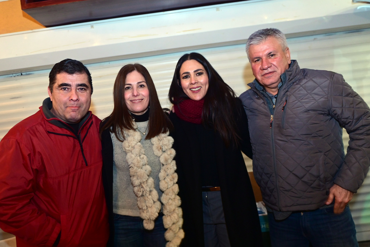 Luis Jiménez, Silvia Castro, Mónica y Neto Pérez.