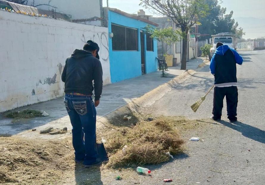 Realizan brigadas de limpieza en colonias de Ramos Arizpe