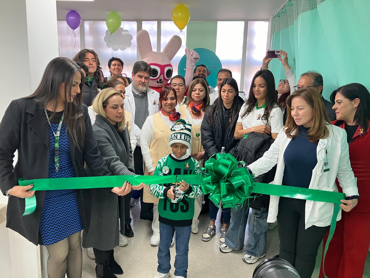 Se inauguraron dos ludotecas y la remodelación de hospitalización
pediátrica, en el HGZ/UMF número 16 del IMSS. (EL SIGLO DE TORREÓN)