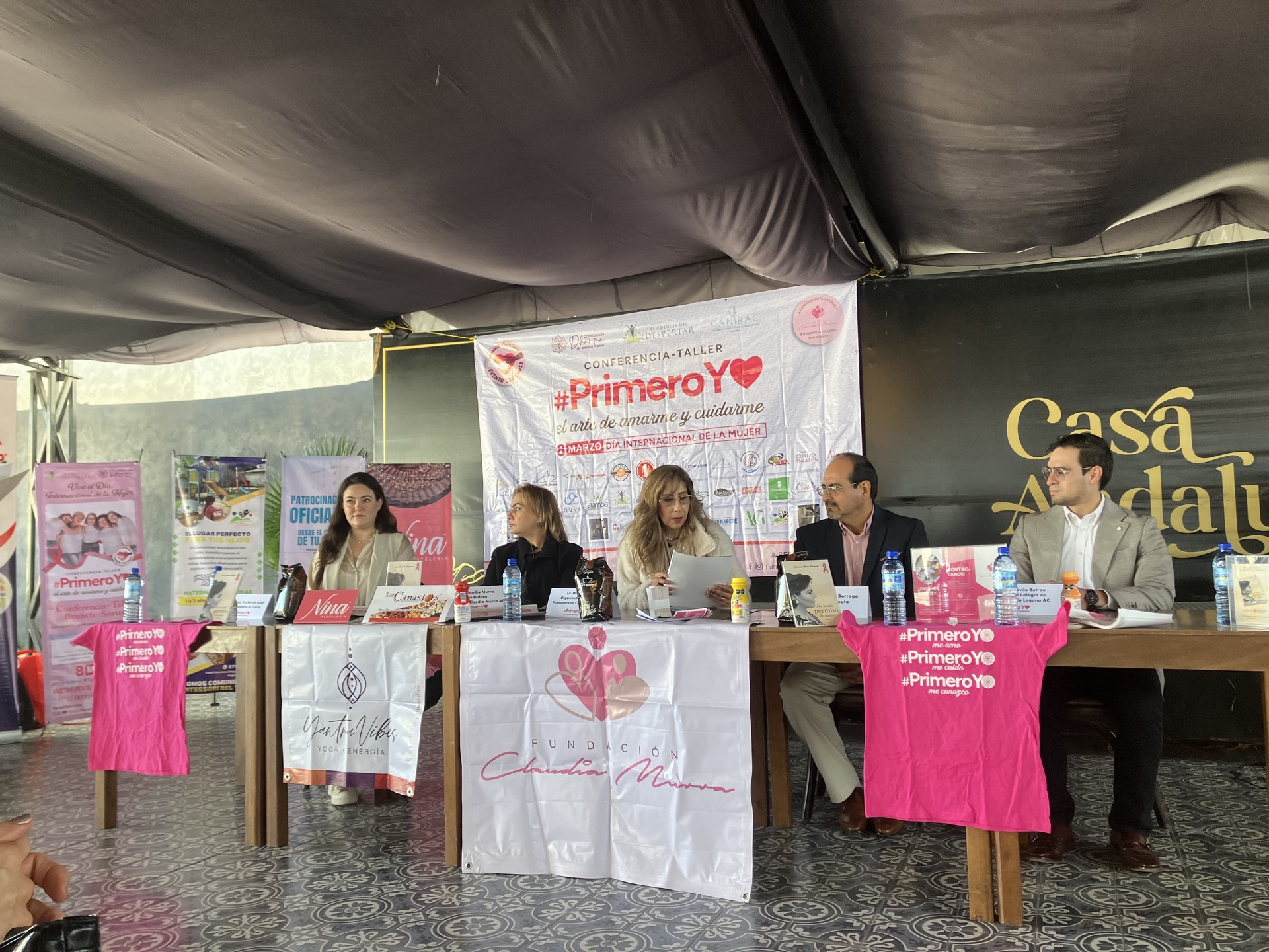 Conferencia-taller 'Primero yo, el arte de amarme y cuidarme' del Dia Internacional de la Mujer.