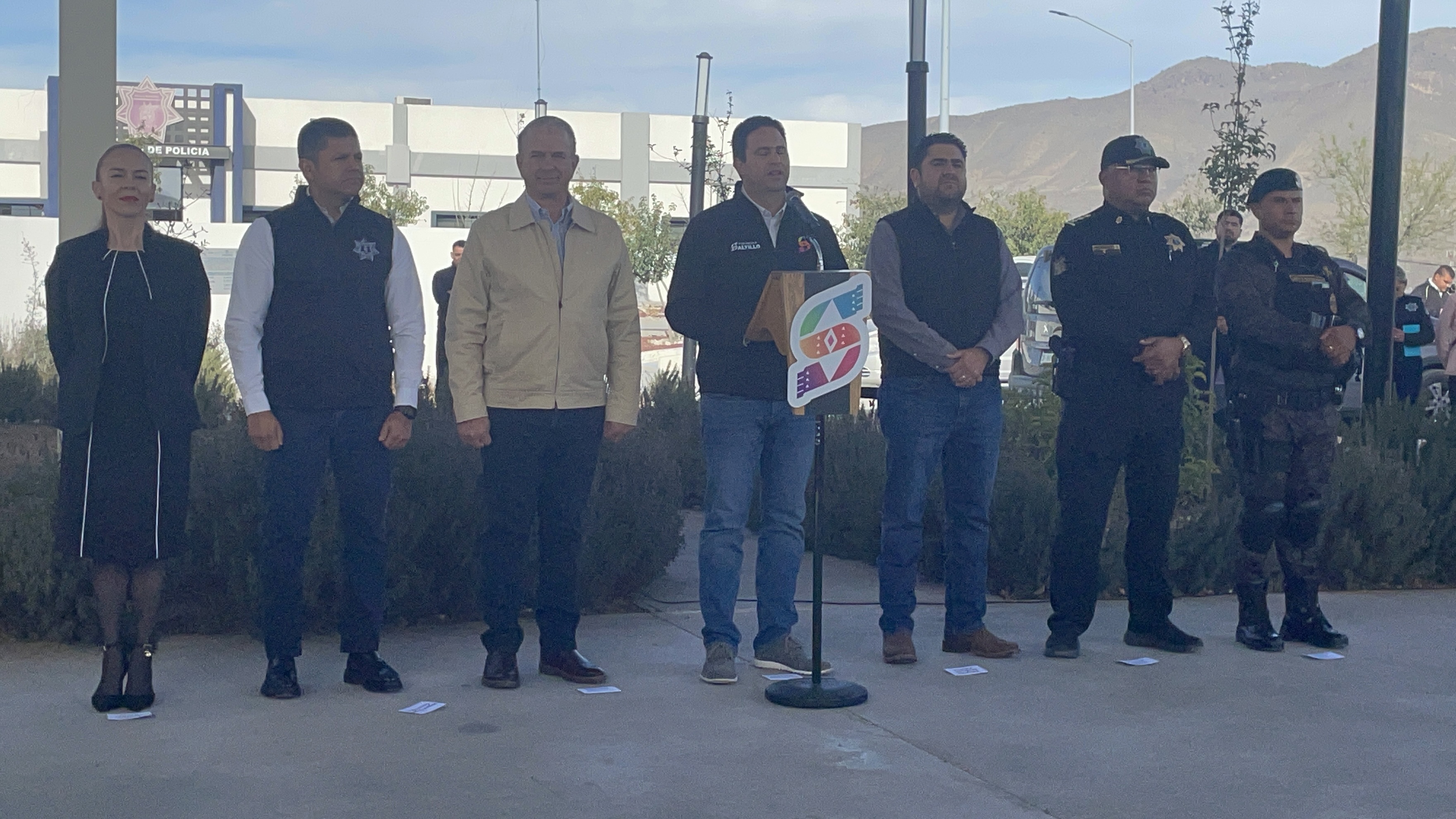 Alcalde de Saltillo supervisa preparación de cadetes de la Academia de la Policía