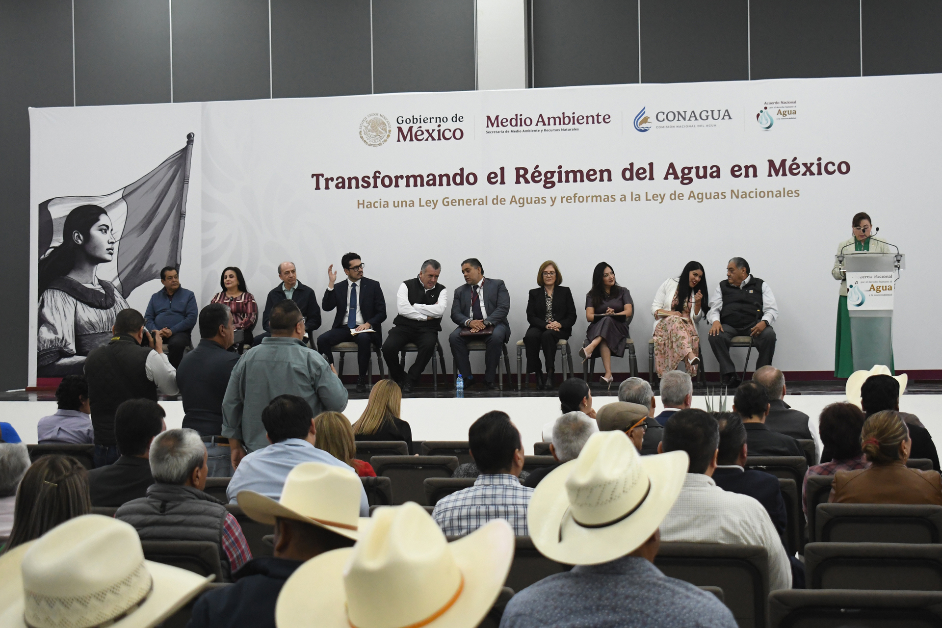 Pide Contraloría Ciudadana del Agua una sola Ley General de Aguas que deje fuera a la actual Ley de Aguas Nacionales. (EL SIGLO DE TORREÓN)