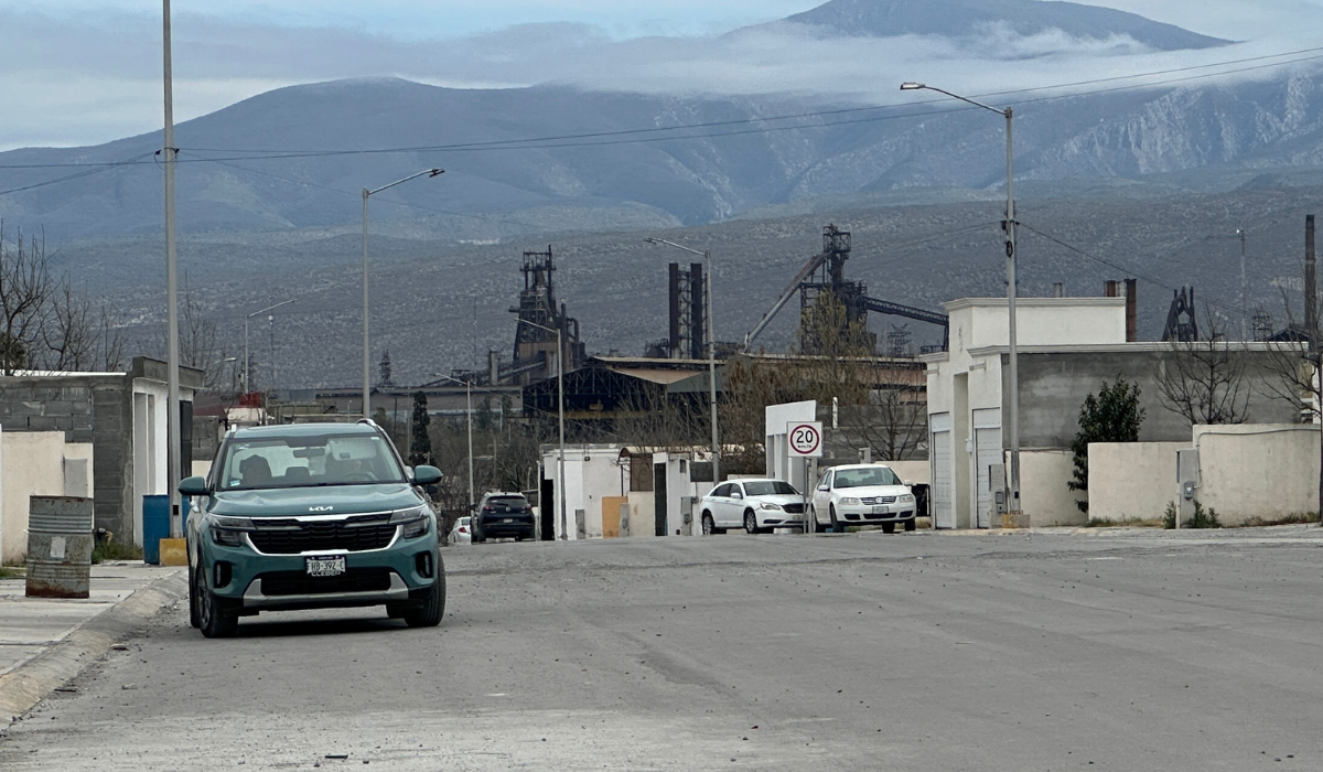 Trabajadores de AHMSA enfrentan riesgo de desalojo de viviendas