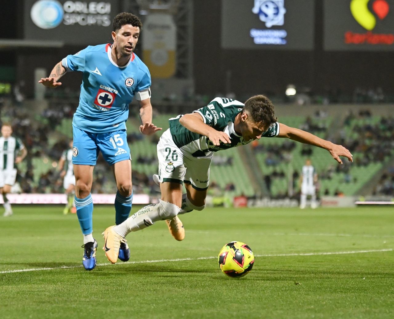 Aunque el equipo lagunero lo intentó, se vio superado por un Cruz Azul que incluso se perdió de oportunidades para golear.