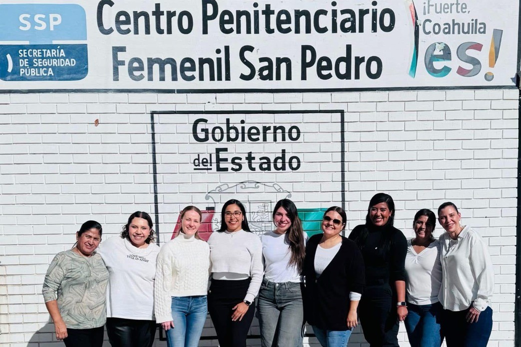 Voluntarias se unen para apoyar a reclusas del Cereso de San Pedro