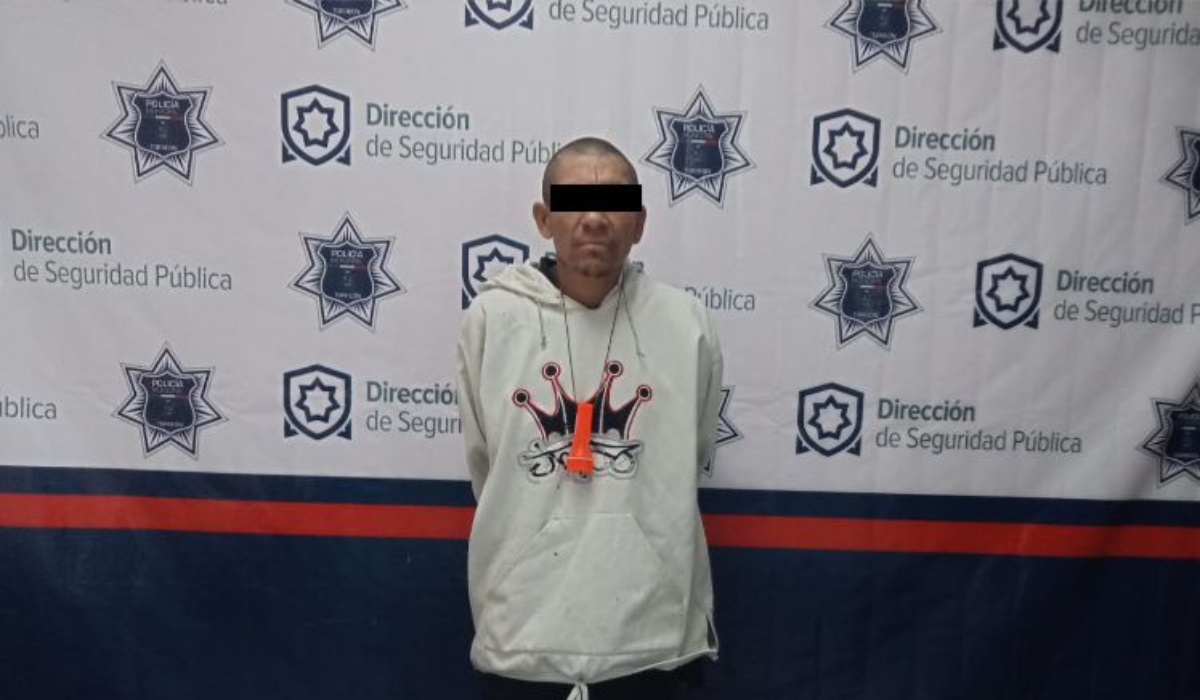 Hombre es detenido por amenazar a su madre con un machete