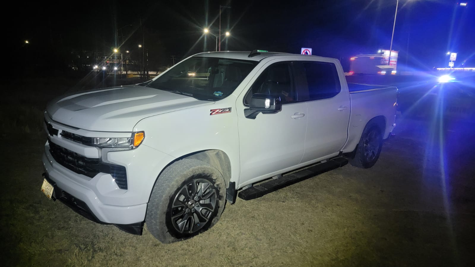 Conductor abandona su camioneta luego protagonizar choque en Torreón