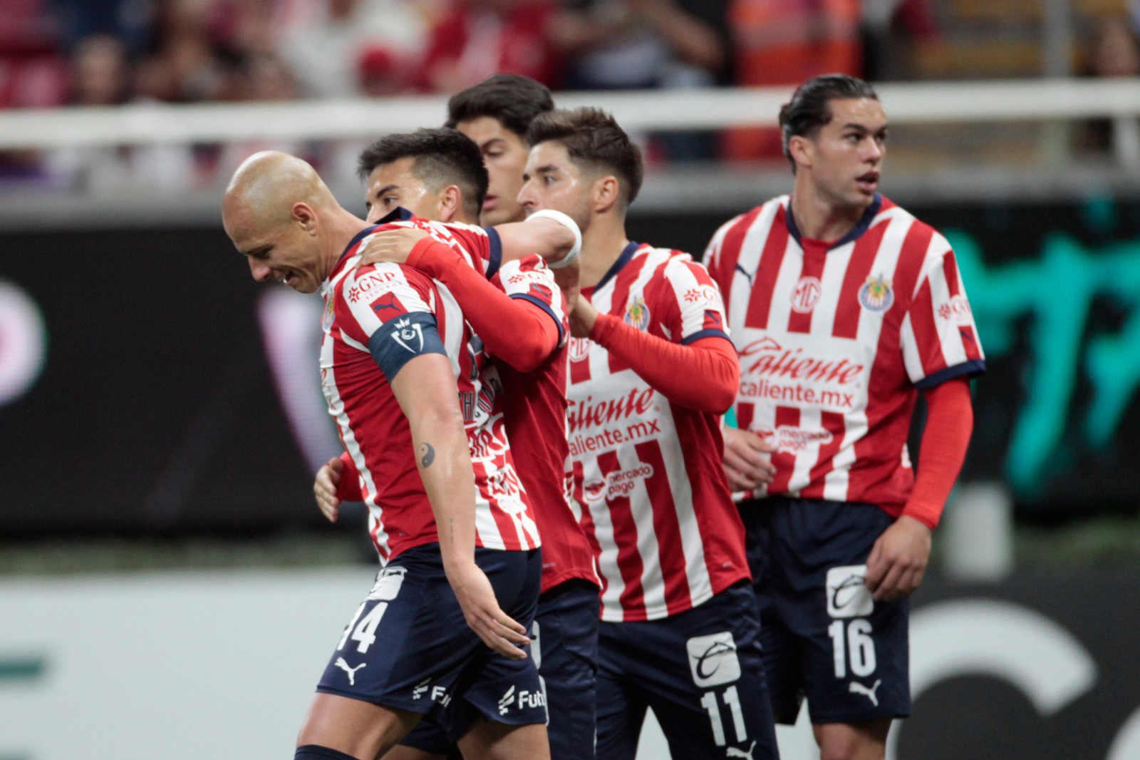 Chivas habría despedido a Óscar García