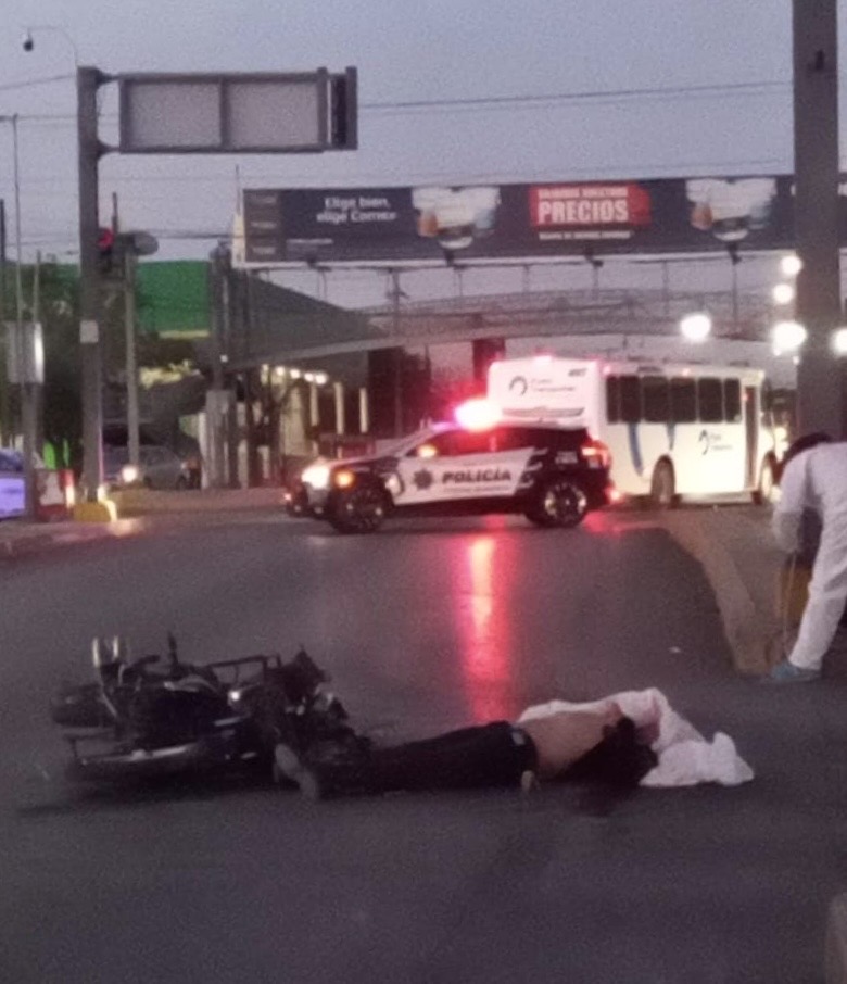 Muere motociclista en Saltillo al impactarse con camioneta