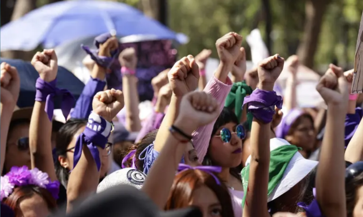 8M; ¿qué significan los colores que se usan en la marcha?