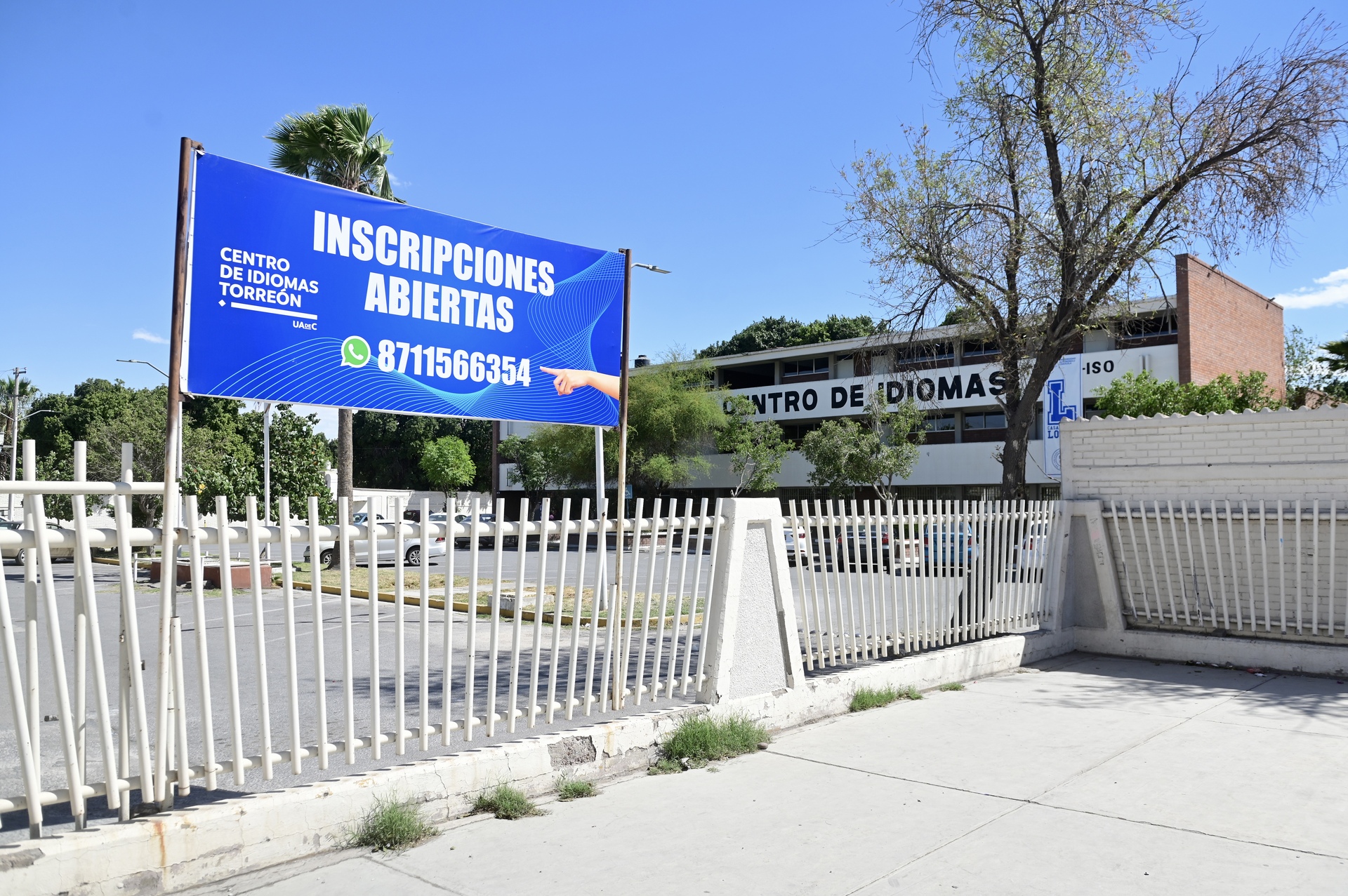 La sede en Torreón cuenta con horarios matutinos y vespertinos; además de un turno sabatino.
