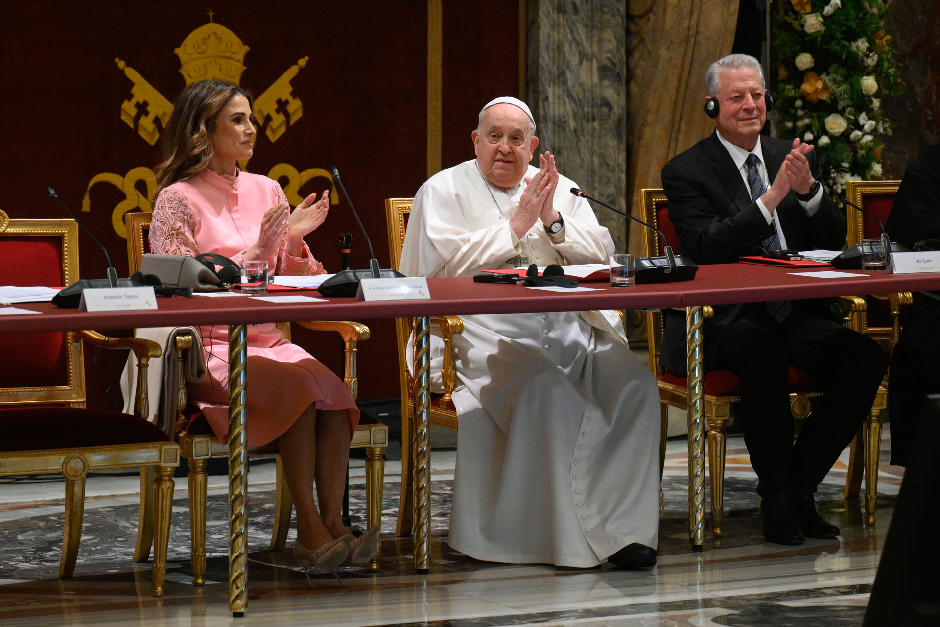 Papa Francisco advierte: 'El mundo está en manos de poderes malignos'