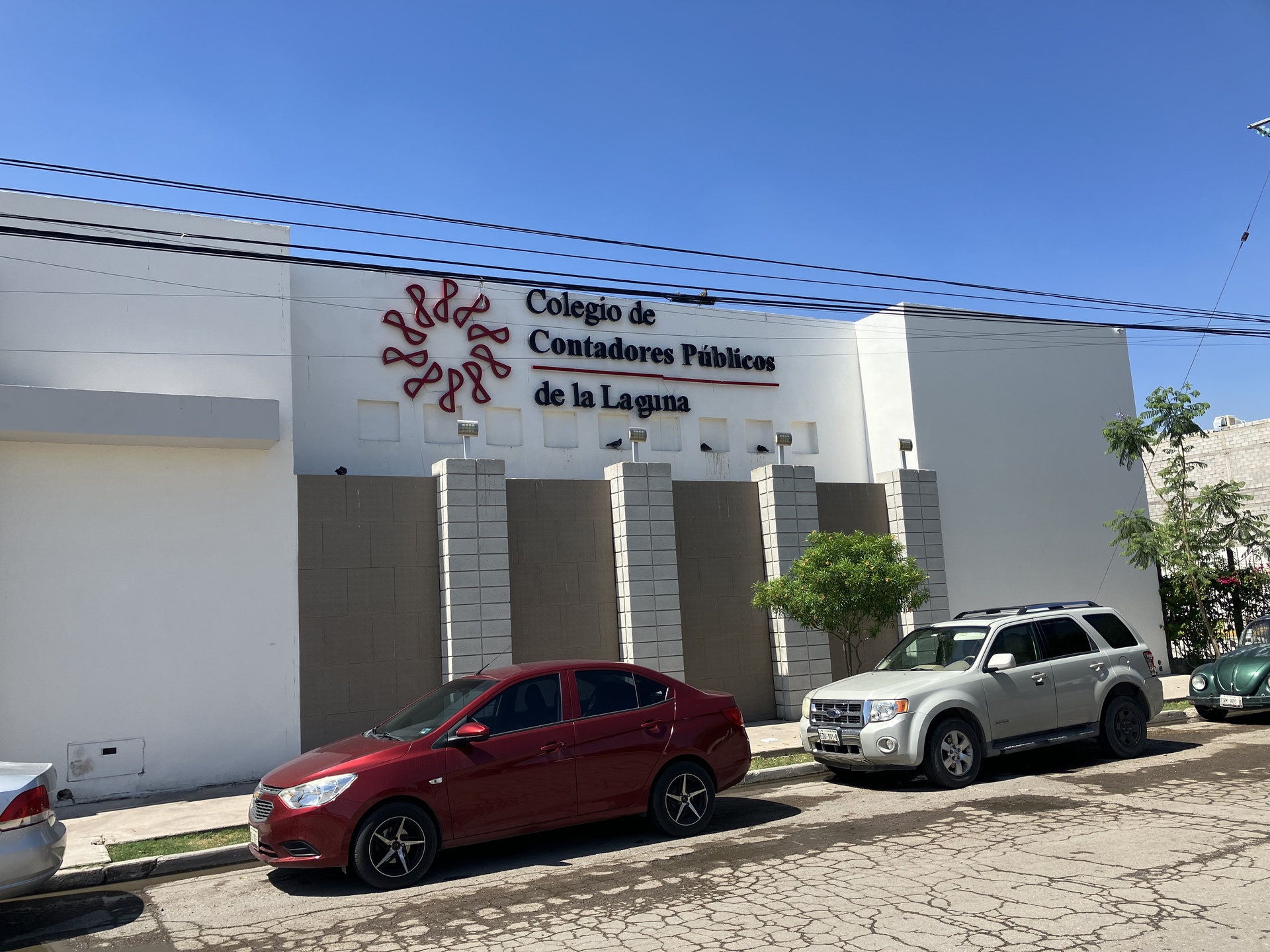 Colegio de Contadores anuncia concurso para futuros profesionistas