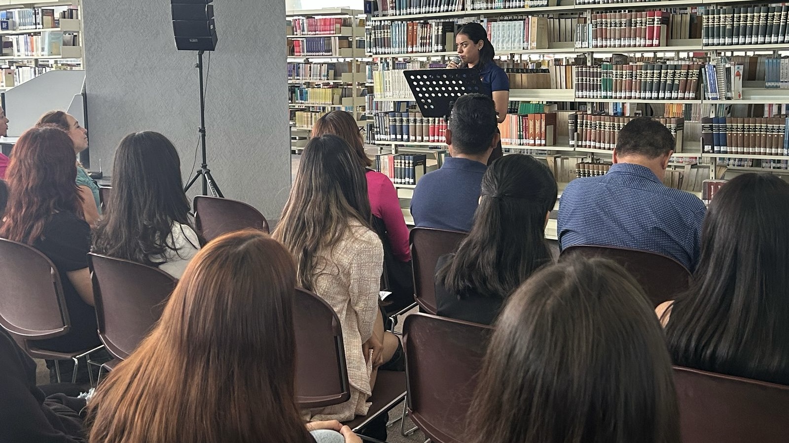 UAdeC Unidad Norte realiza maratón de lectura por Día Internacional del Libro