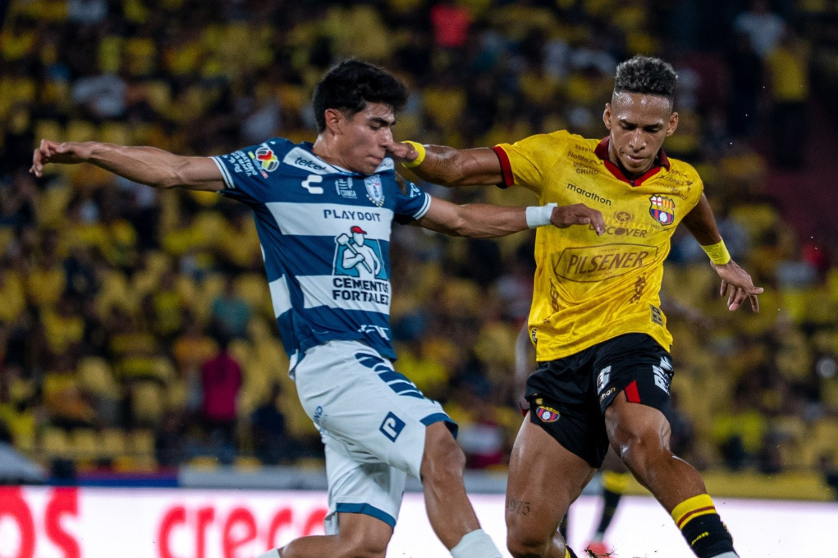 Barcelona de Ecuador festeja su centenario con goleada ante Pachuca