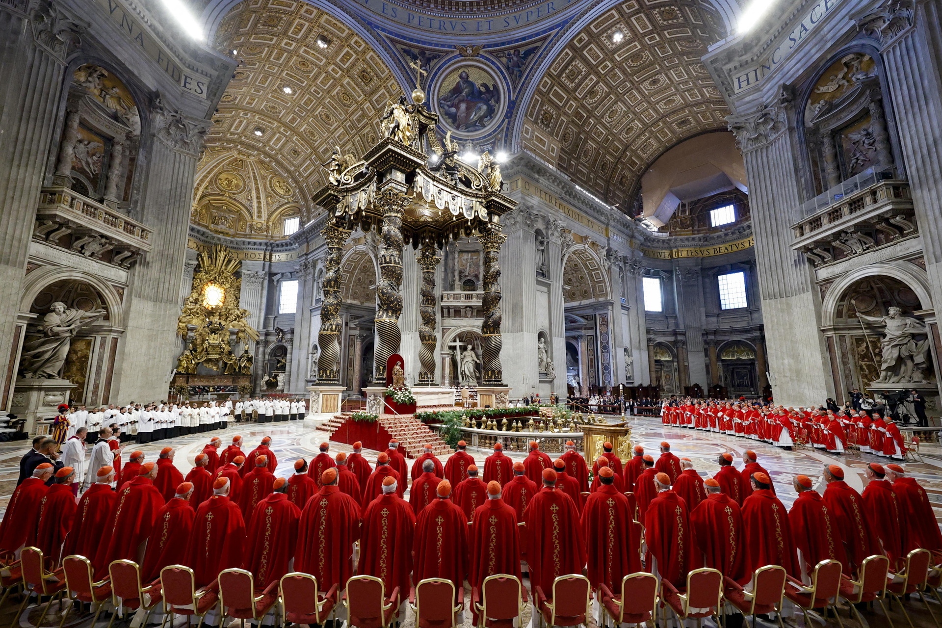 Cardenales se preparan 'en armonía' para el cónclave a menos de una semana del inicio