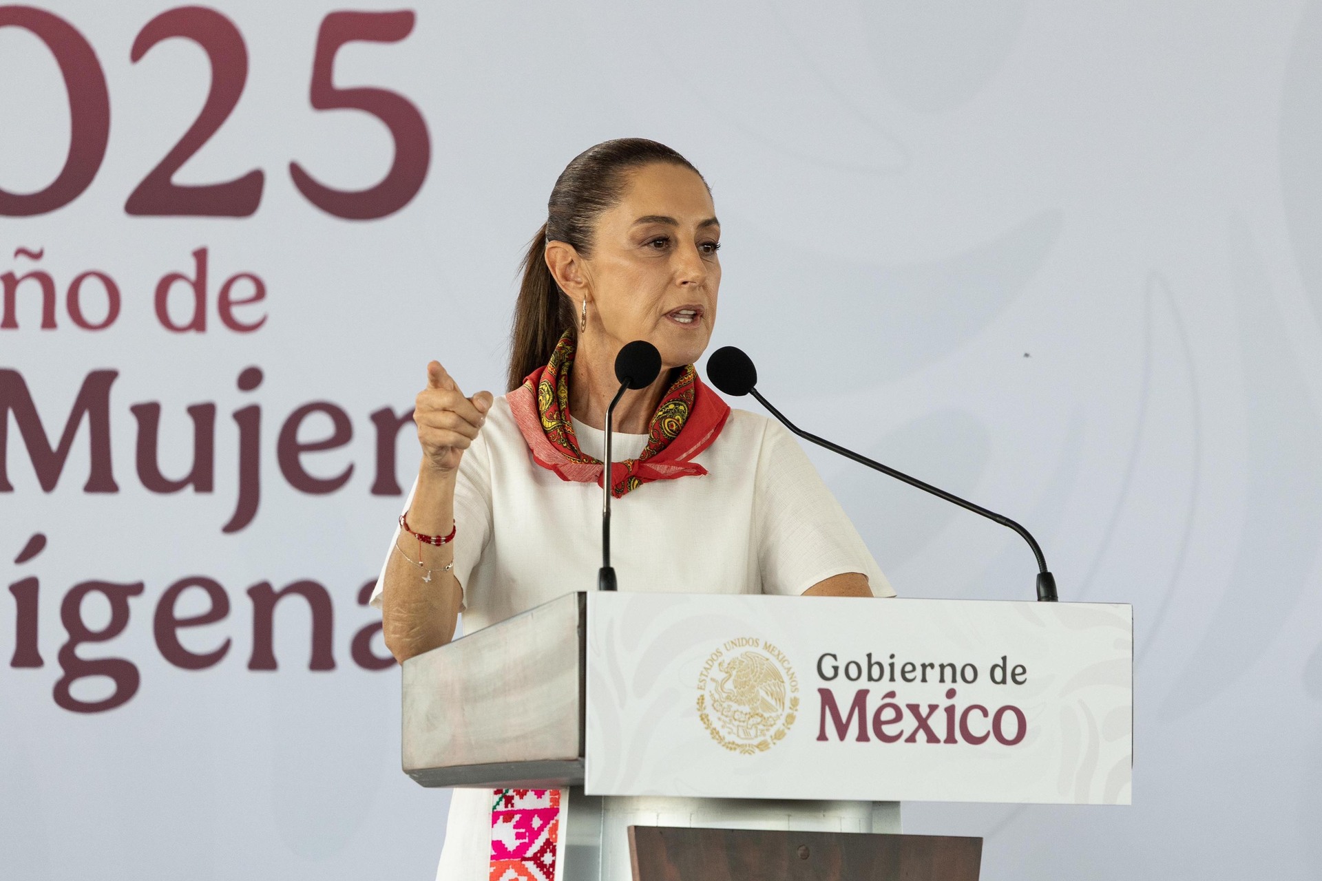 Sheinbaum rechaza propuesta de Trump de desplegar al ejército de EUA en México
