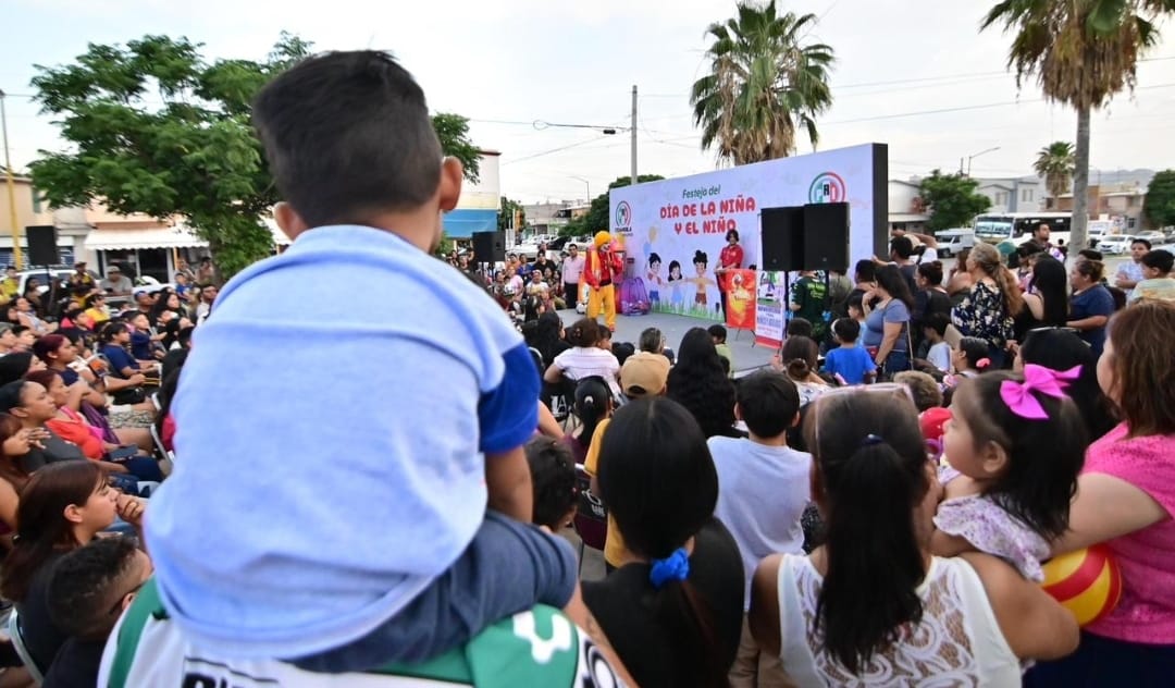 Festeja el PRI a los niños de Torreón por su día