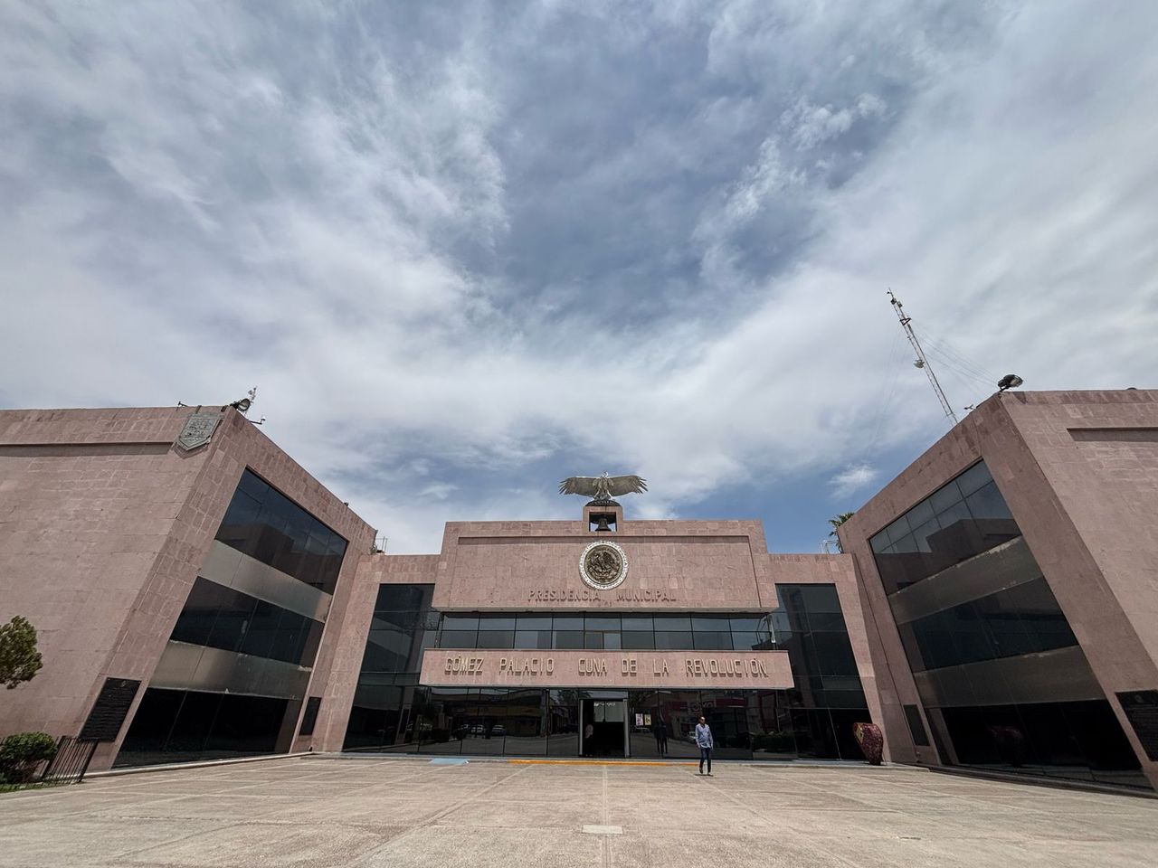 Presidencias reanudarán mañana sus labores. (EL SIGLO DE TORREÓN)