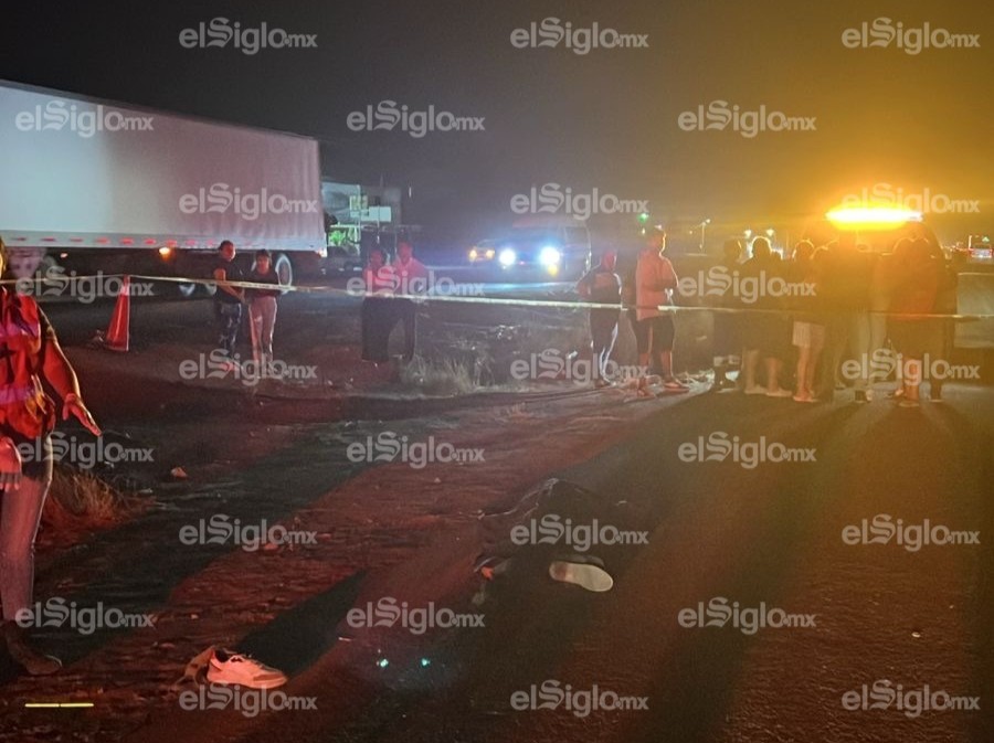 El cuerpo del fallecido fue trasladado a las instalaciones del servicio médico forense. (EL SIGLO DE TORREÓN)