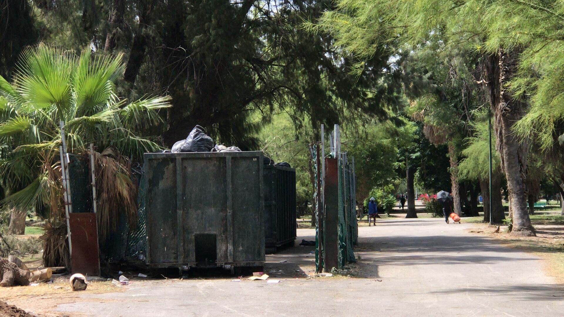 Contenedor de basura. (Fernando Compeán)