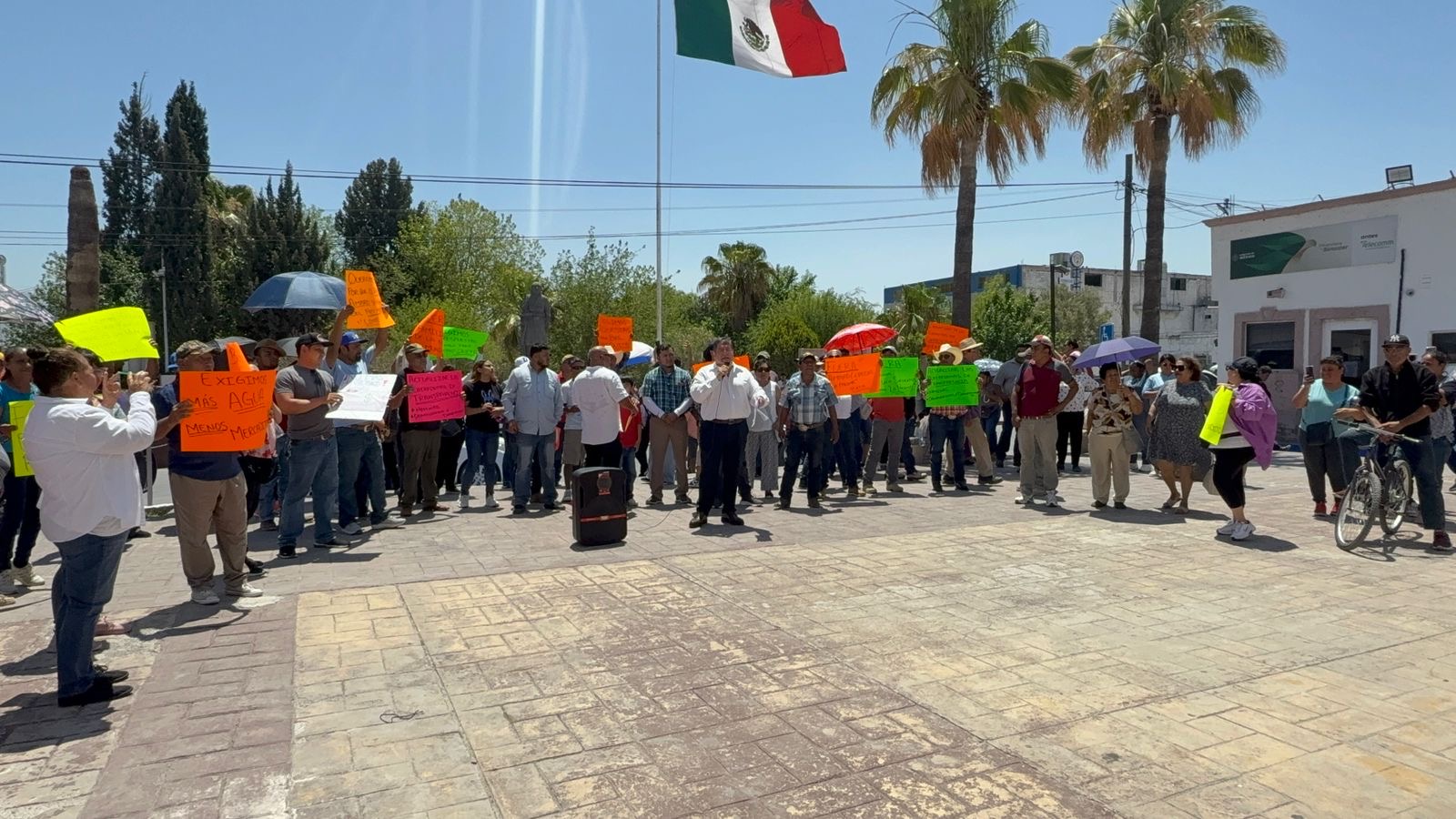 Protestan en Castaños contra la alcaldesa por corrupción y nepotismo