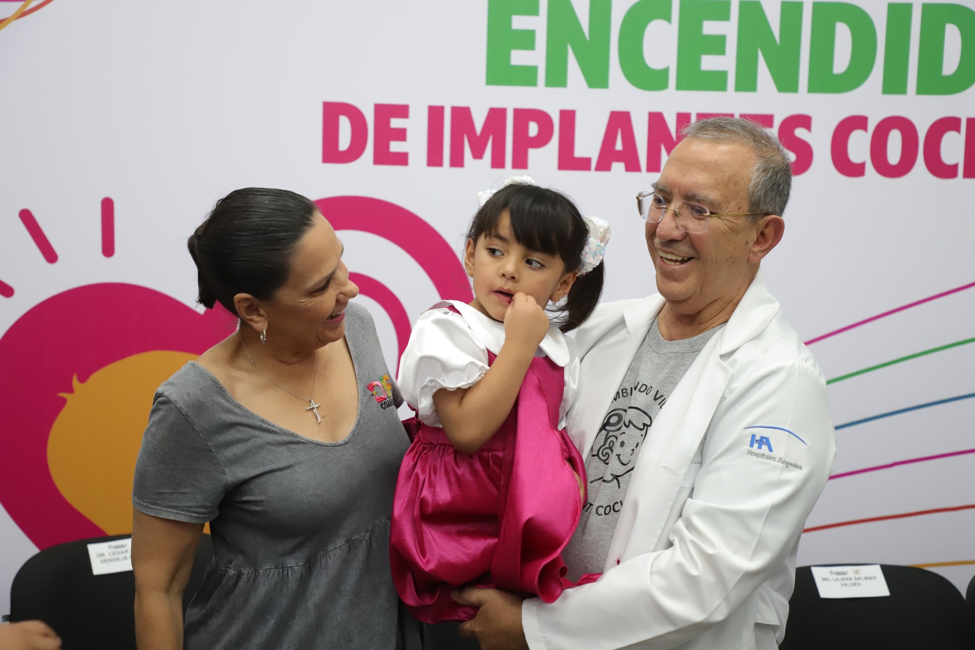 Encendido de implantes cocleares, un logro conjunto que transforma la vida de dos menores coahuilenses