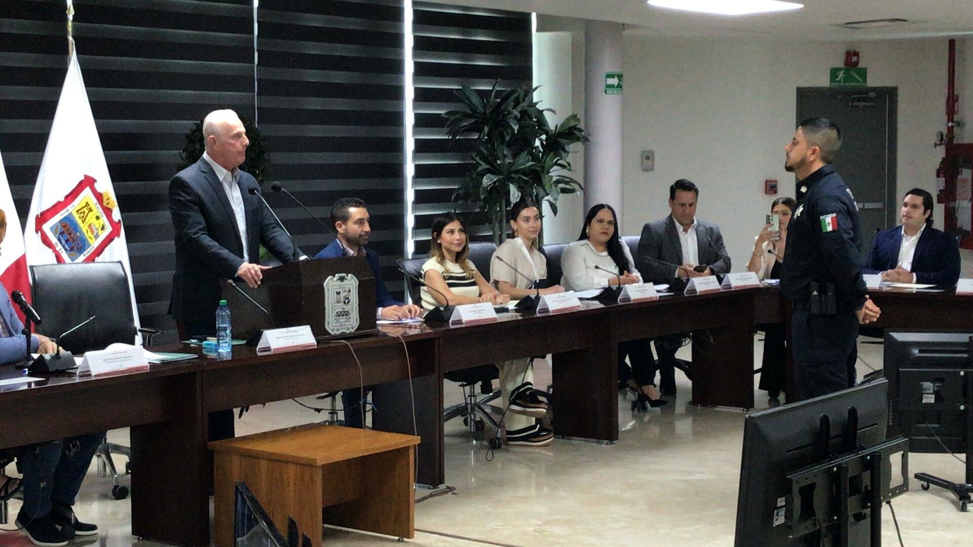 Ratifica Cabildo de Torreón a Alfredo Flores como director de Seguridad Pública