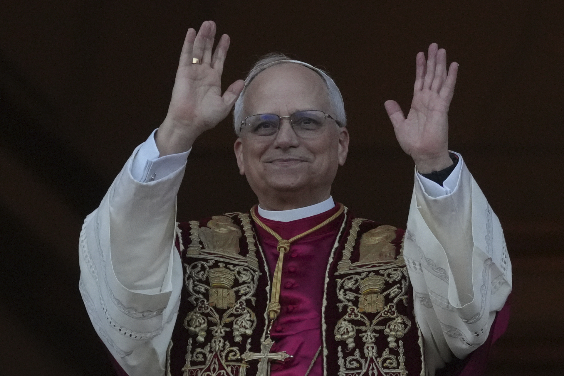Tenemos que estar juntos y ser una iglesia que construye puentes de diálogo: Papa León XIV