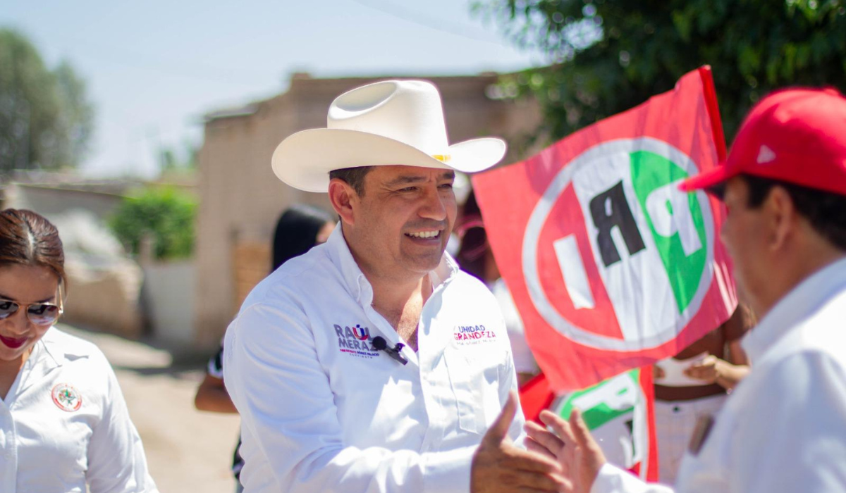 Ambulancias y obras llegarán al sector rural de Gómez Palacio: Raúl Meraz