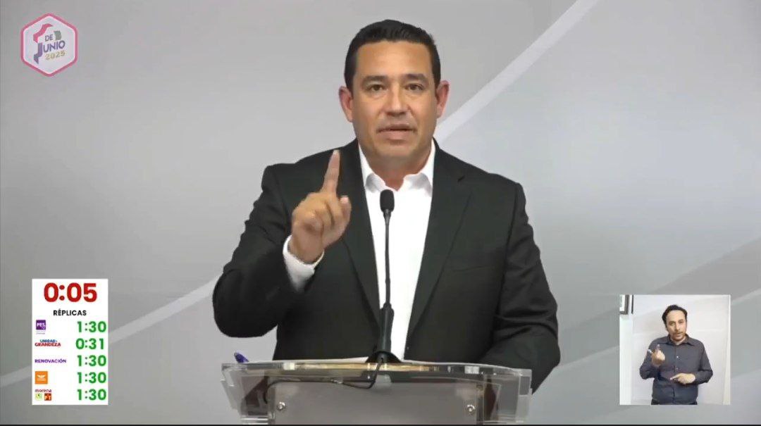 Raúl Meraz presenta las mejores propuestas en el debate por la Alcaldía